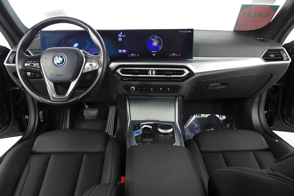 Thumbnail: 2023 BMW i4 - 25