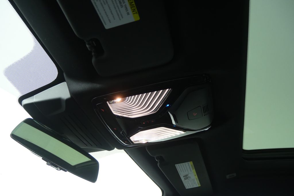 Thumbnail: 2025 BMW X6 - 26