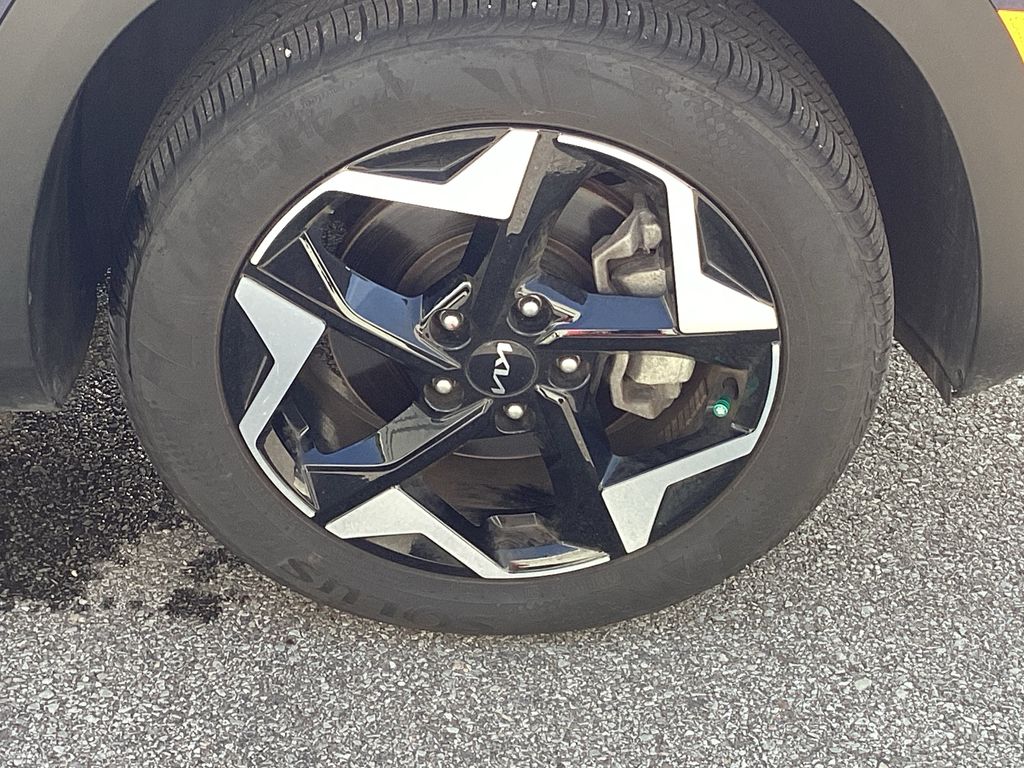 Used 2025 Kia Seltos SUV