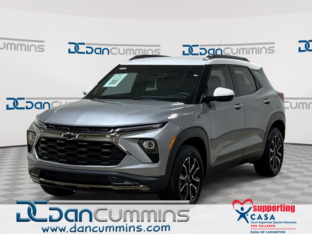 Sterling Gray Metallic 2025 Chevrolet Trailblazer SUV / Crossover Four-Wheel Drive 9-Speed Automatic