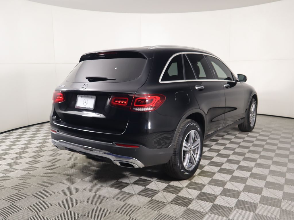 2022 Mercedes-Benz GLC 300 5