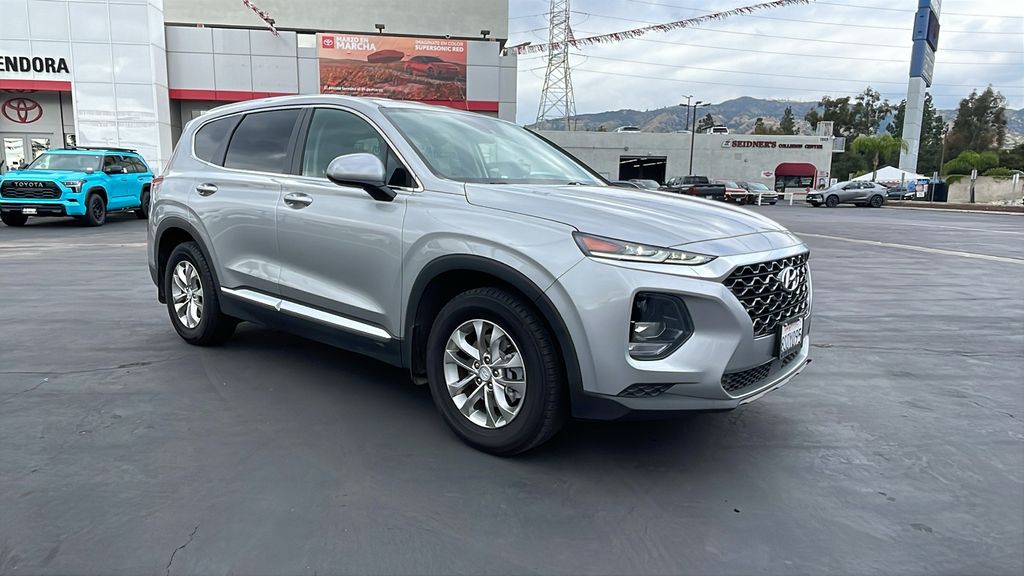 Shimmering Silver Pearl 2020 Hyundai Santa Fe 2.4L SE FWD SUV / Crossover Front-Wheel Drive 8-Speed Automatic