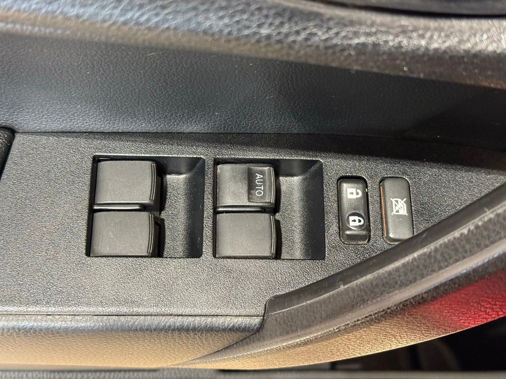 Thumbnail: 2014 Toyota Corolla - 15