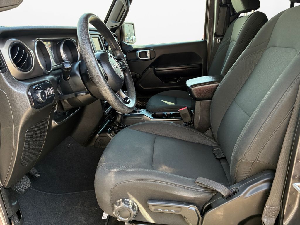 Used Car 2018 Jeep Wrangler  Unlimited Sport For Sale Under $25,000 In Austin, Texas