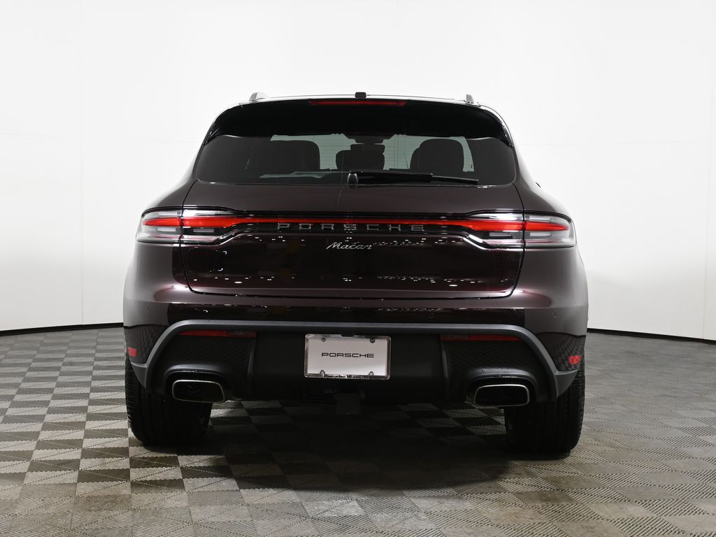 Thumbnail: 2026 Porsche Macan - 6