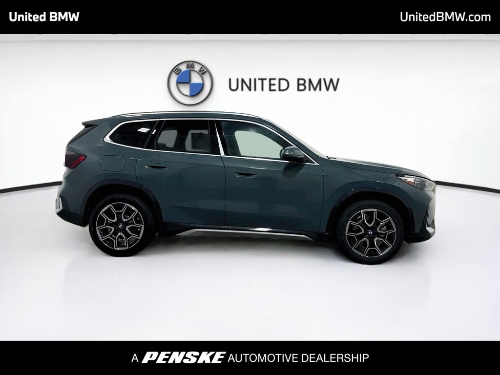 Thumbnail: 2027 BMW X1 - 4