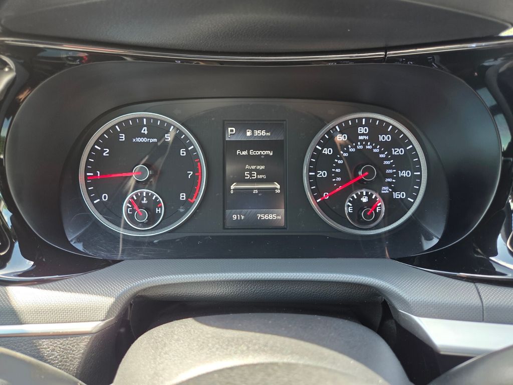 Used 2021 Gray Kia GT-Line image 15