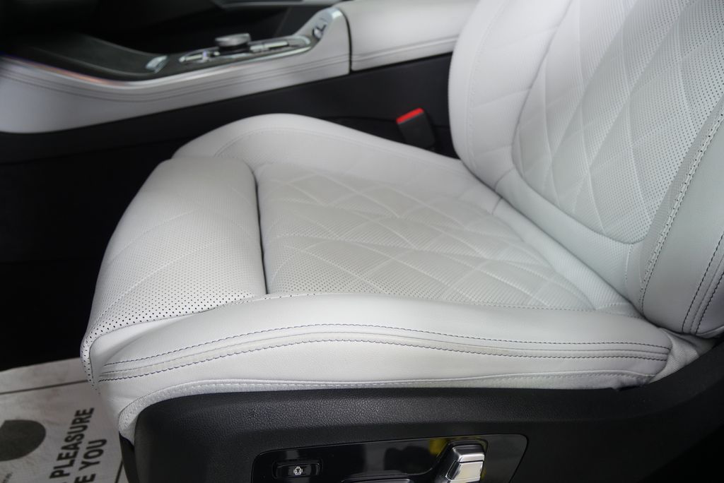 Thumbnail: 2026 BMW X5 - 9