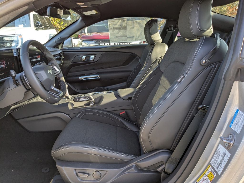 2025 Ford Mustang GT Fastback