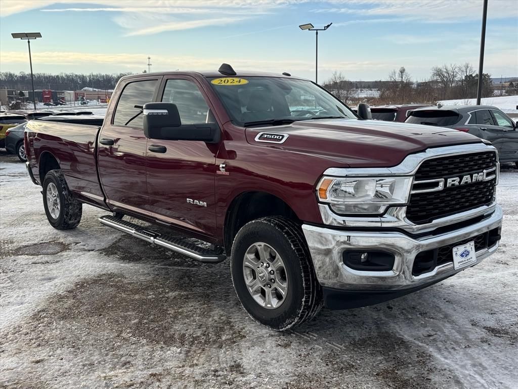 2024 RAM 3500 Big Horn Crew Cab LB 4WD