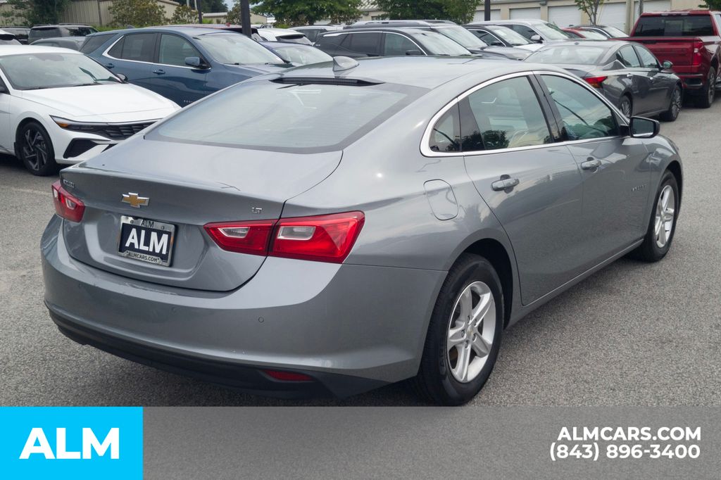 Used 2024 Gray Chevrolet LT image 5