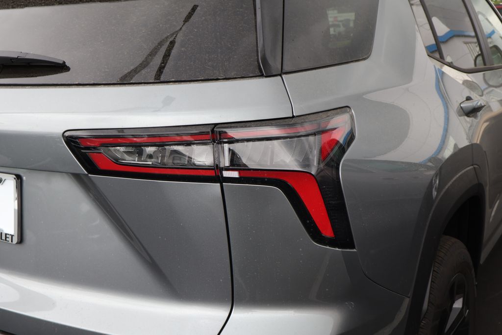 2026 Chevrolet Equinox LT 8