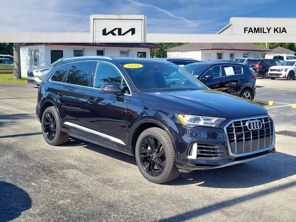 Orca Black Metallic 2021 Audi Q7 quattro Premium Plus 55 TFSI SUV / Crossover All-Wheel Drive 8-Speed Automatic