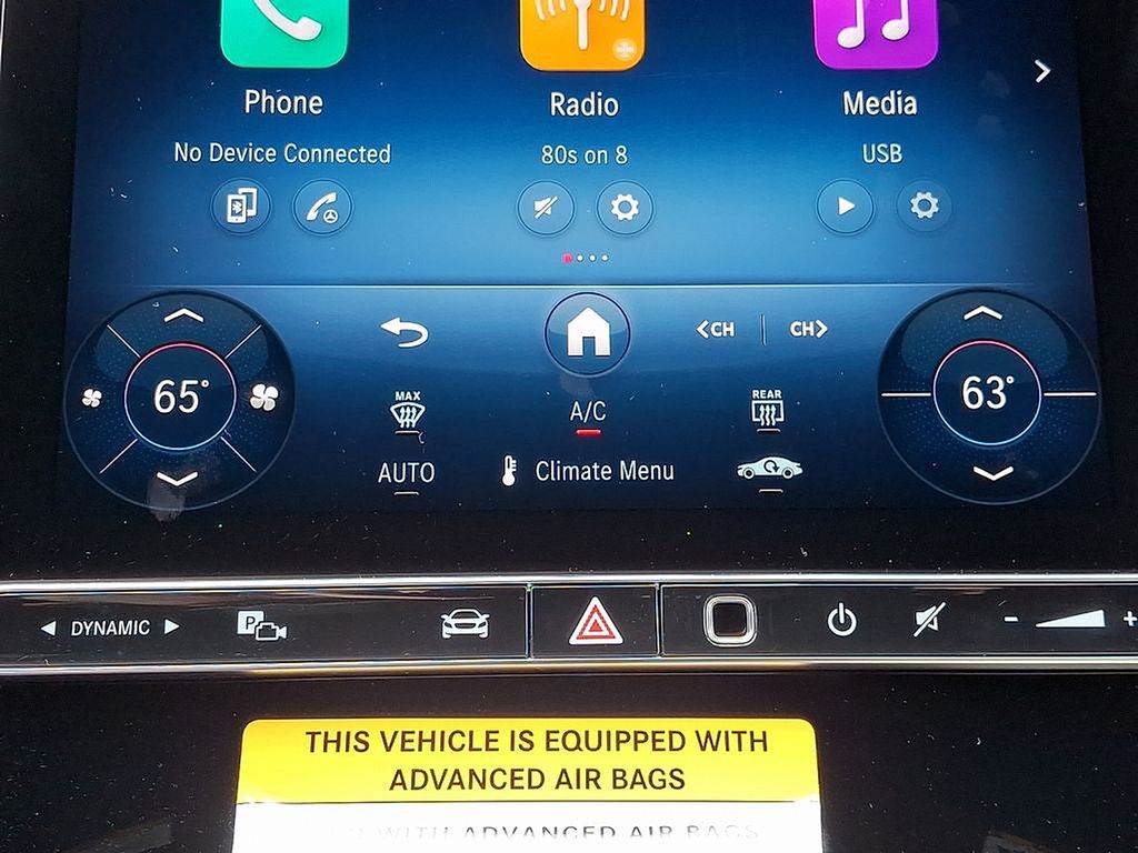 Thumbnail: 2025 Mercedes-Benz GLC - 11