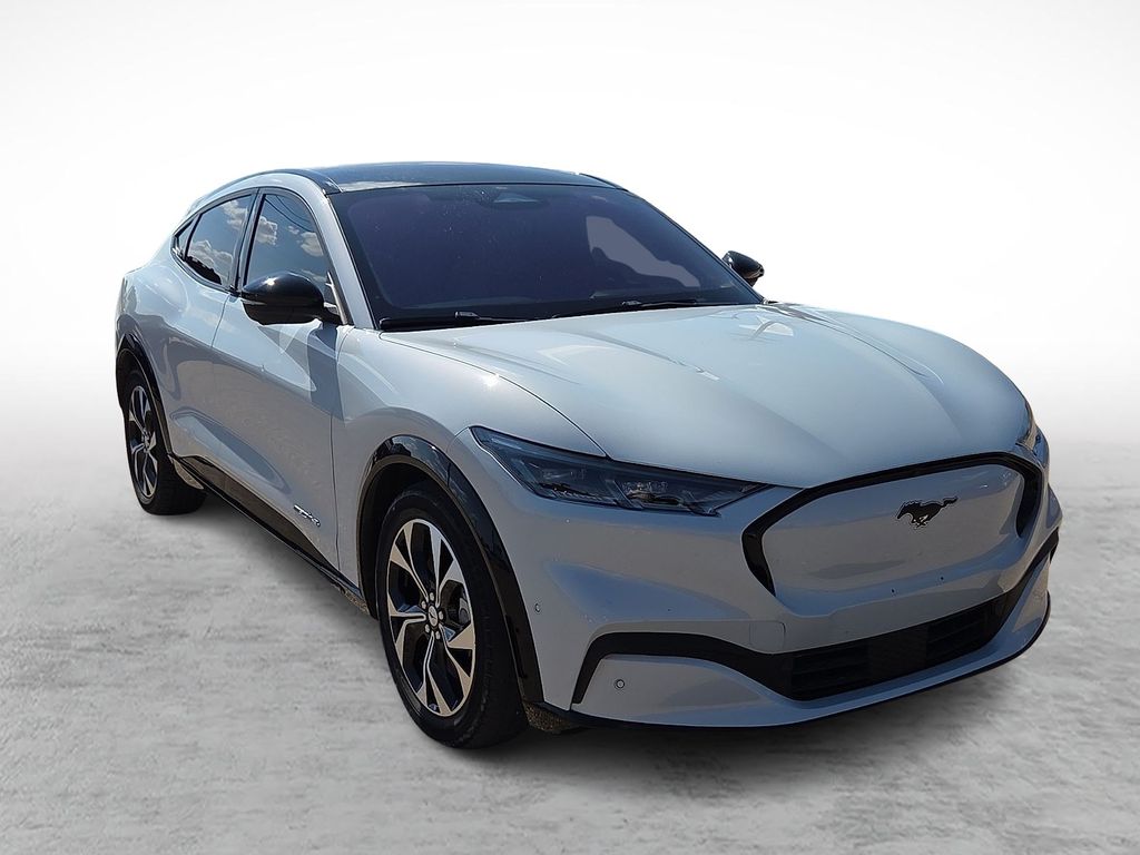 2022 Ford Mustang Mach-E
