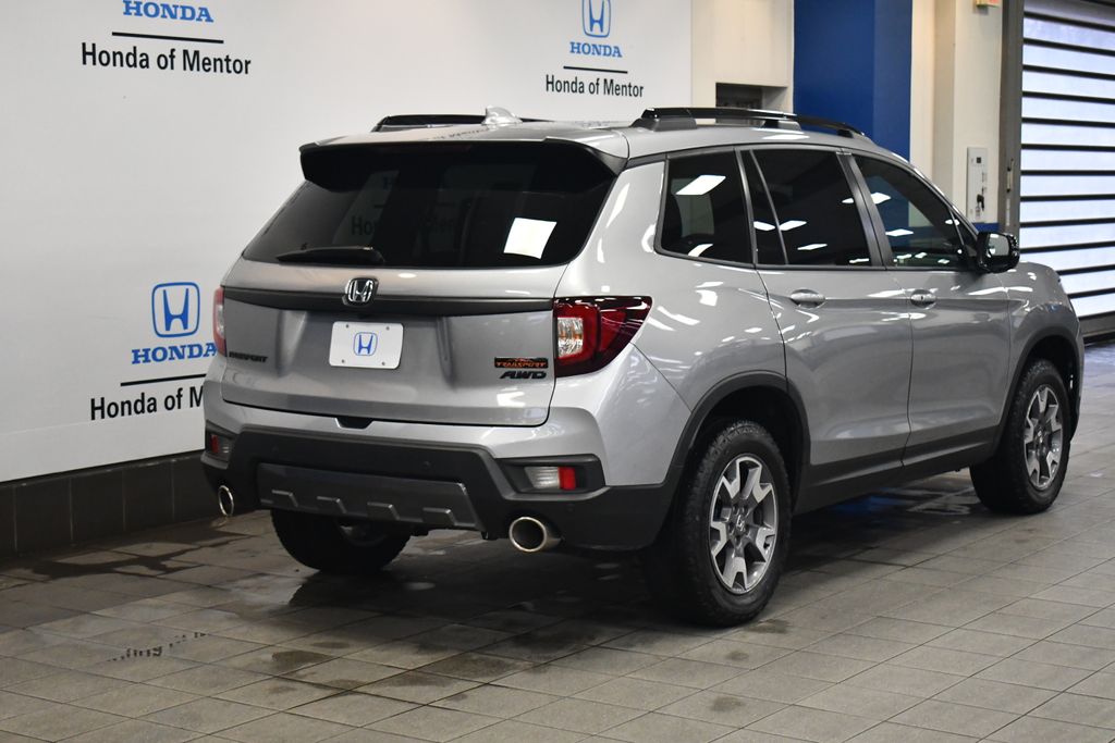 Thumbnail: 2022 Honda Passport - 8