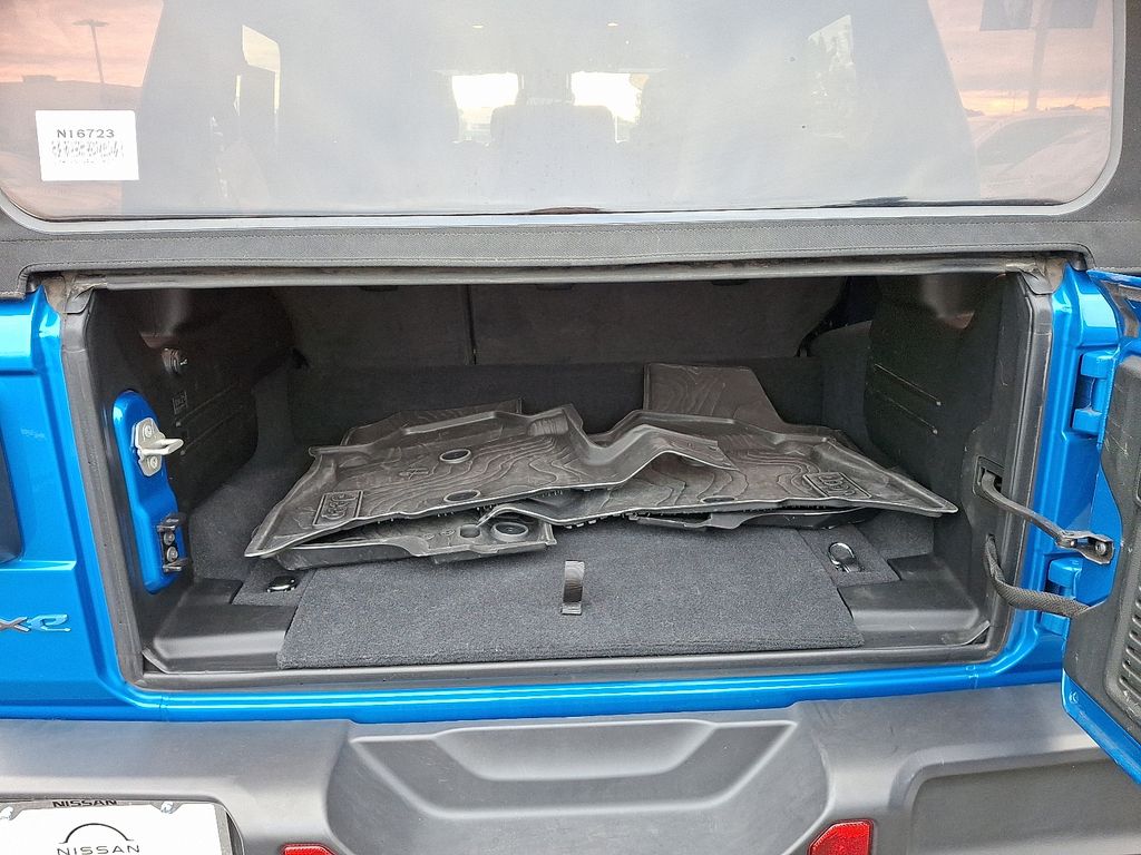 Thumbnail: 2024 Jeep Wrangler - 30