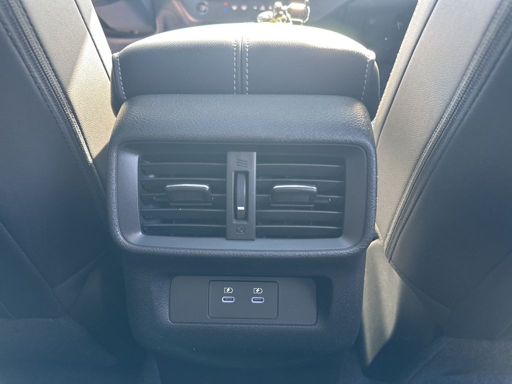 2025 Gun Metallic Nissan Murano SL AWD SUV