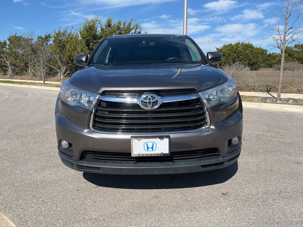 2015 Toyota Highlander  2