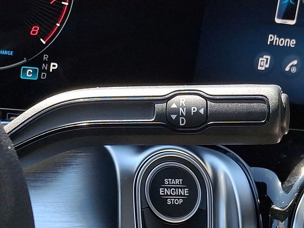 Thumbnail: 2025 Mercedes-Benz GLB - 10