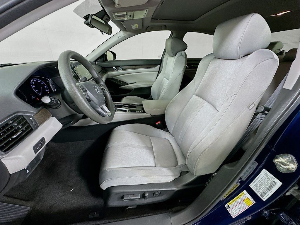 Thumbnail: 2019 Honda Accord - 20
