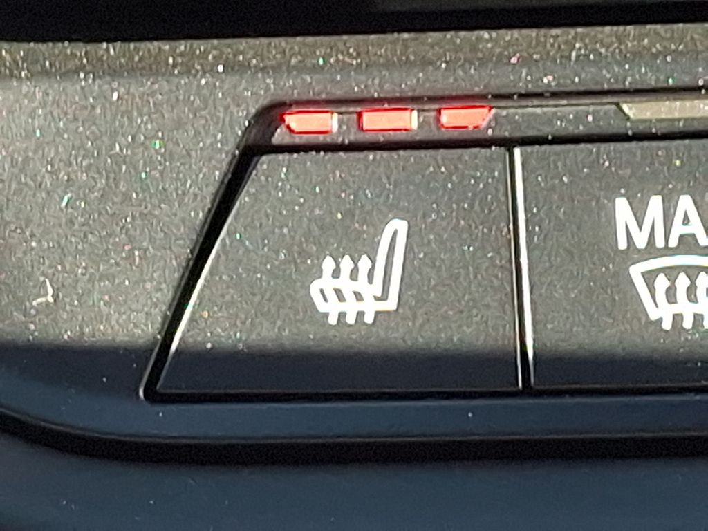 Thumbnail: 2022 BMW 2 Series - 25