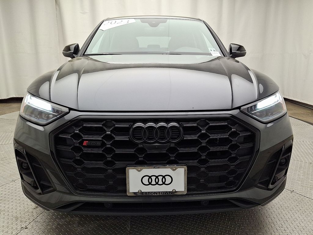 Thumbnail: 2023 Audi SQ5 - 2