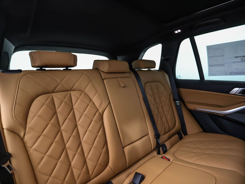Thumbnail: 2026 BMW X5 - 28
