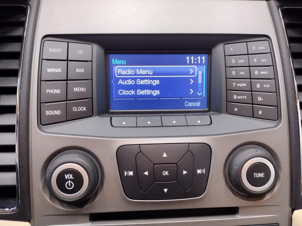 2016 Ford Taurus SEL