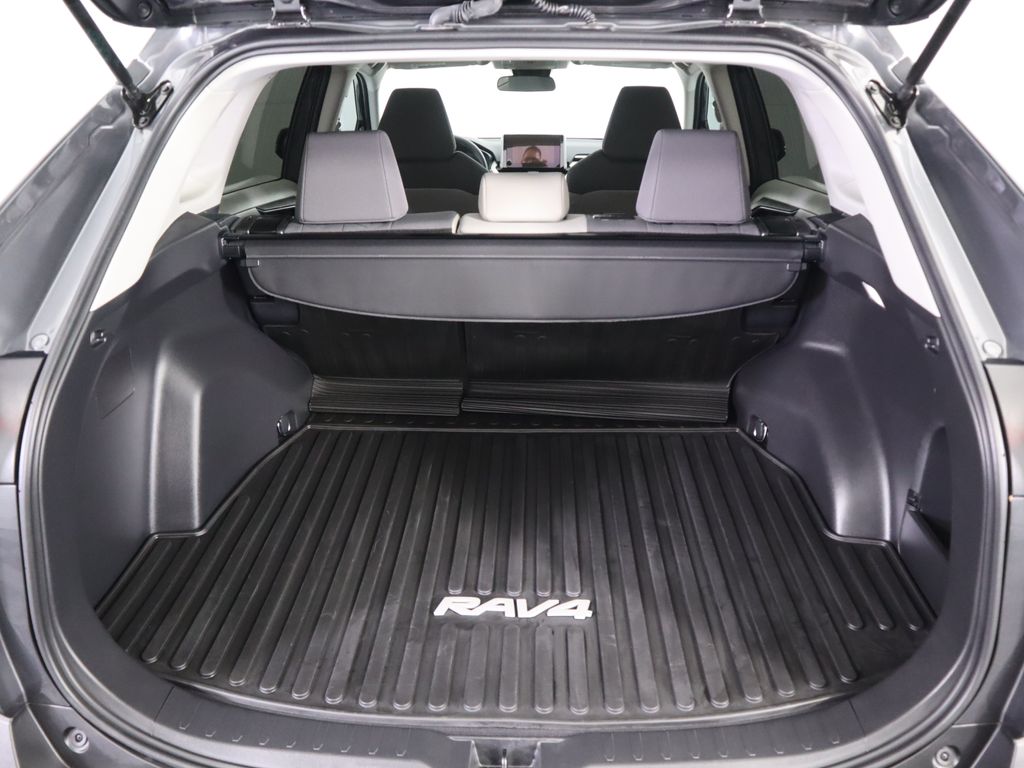 Thumbnail: 2025 Toyota RAV4 - 28