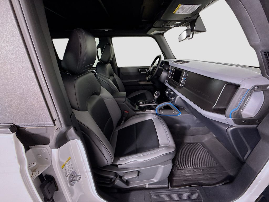 Thumbnail: 2022 Ford Bronco - 20