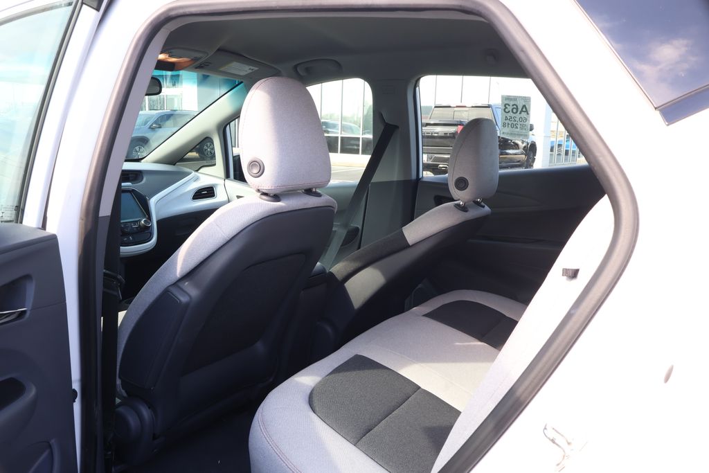 Thumbnail: 2018 Chevrolet Bolt EV - 30