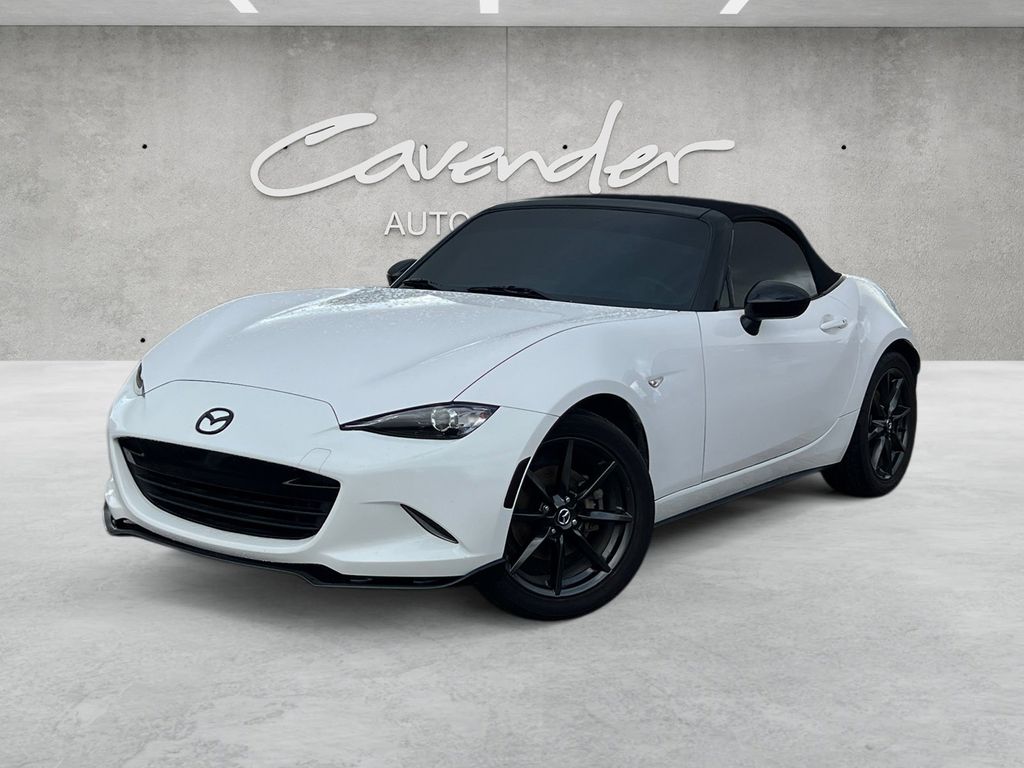 Arctic White 2016 Mazda MX-5 Miata Club Convertible Convertible Rear-Wheel Drive 6-Speed Manual