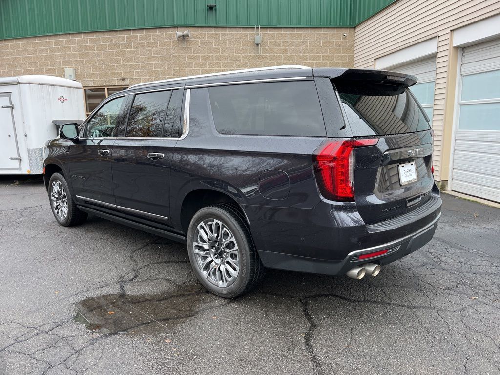 Thumbnail: 2024 GMC Yukon XL - 7