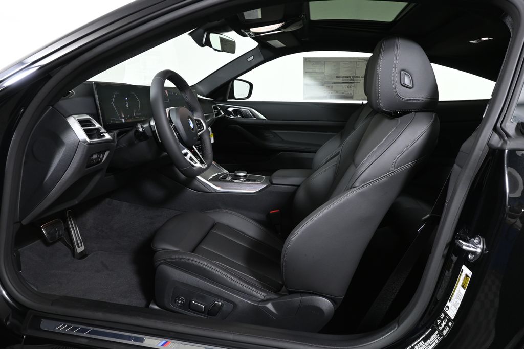 Thumbnail: 2027 BMW 4 Series - 3