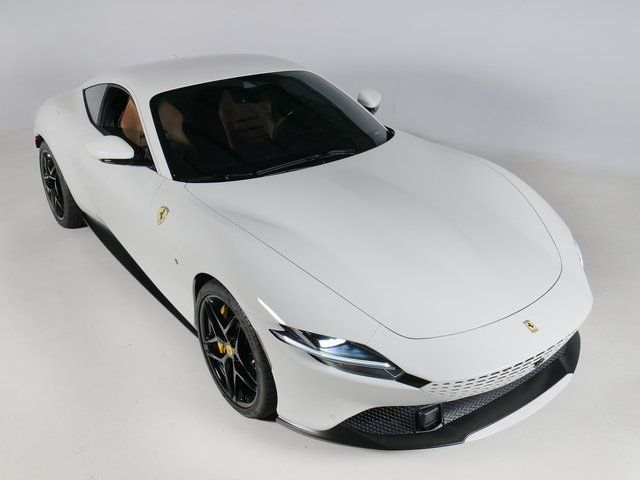 Used 2022 White Ferrari 3.9L V8 image 32