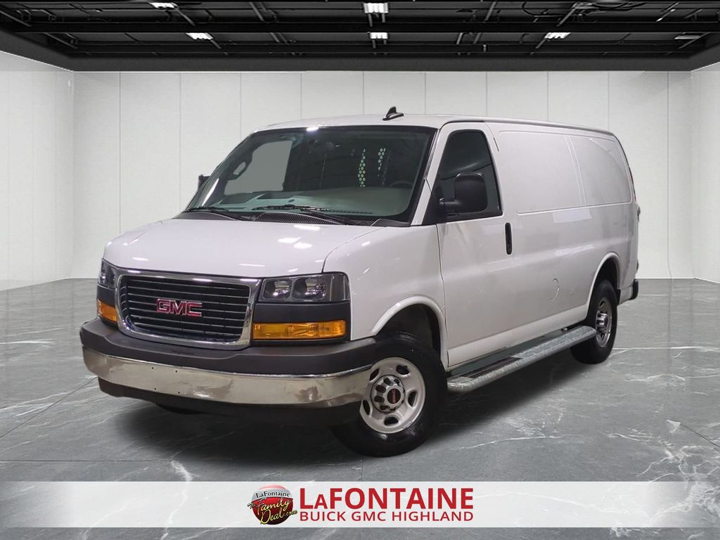 2024 GMC Savana Cargo 2500 RWD