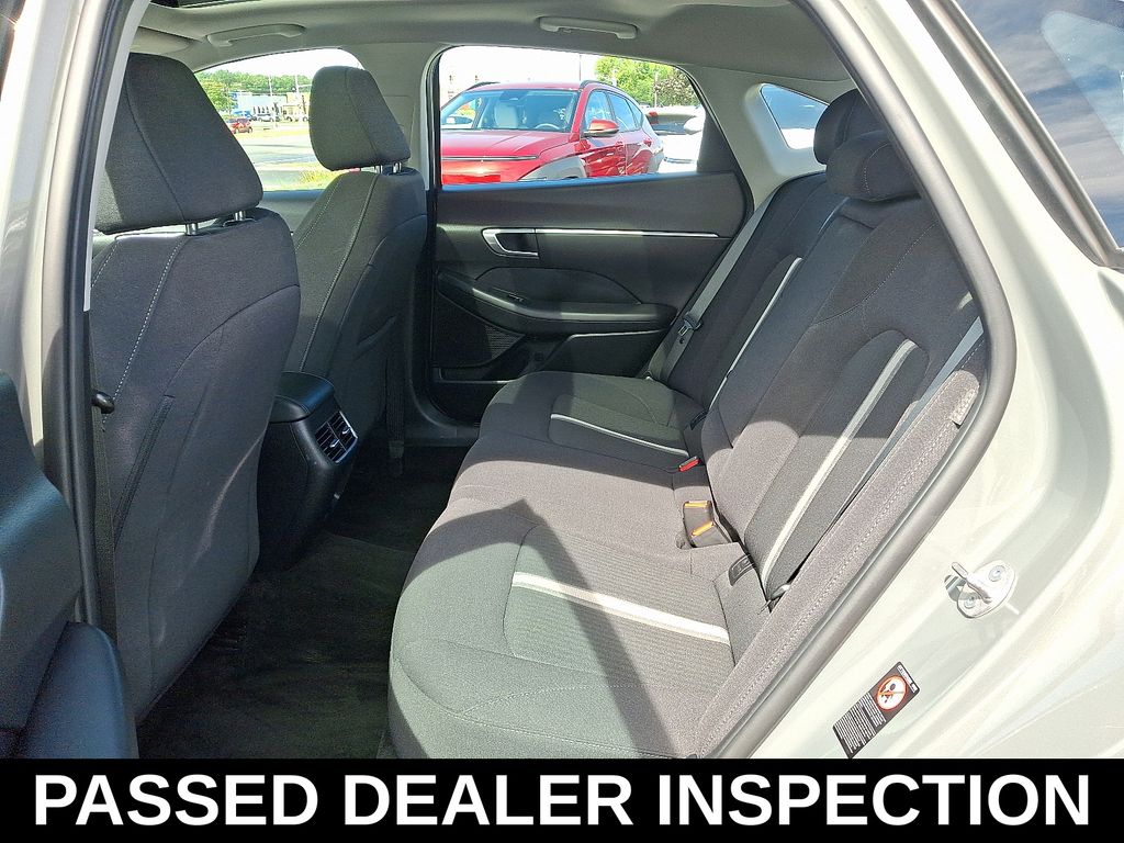 Thumbnail: 2023 Hyundai Sonata - 11