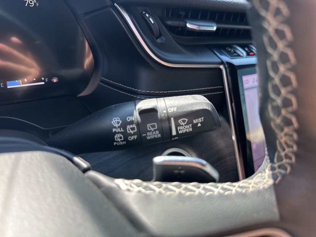 Used Car 2021 Jeep Grand Cherokee L  Limited For Sale Under $30,000 In Austin, Texas