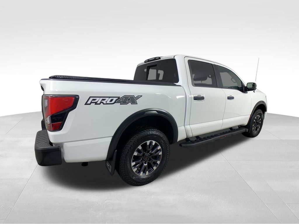 2020 Nissan Titan PRO-4X 6