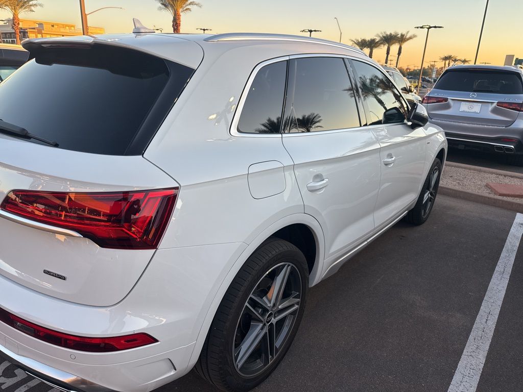 Thumbnail: 2021 Audi Q5 - 5