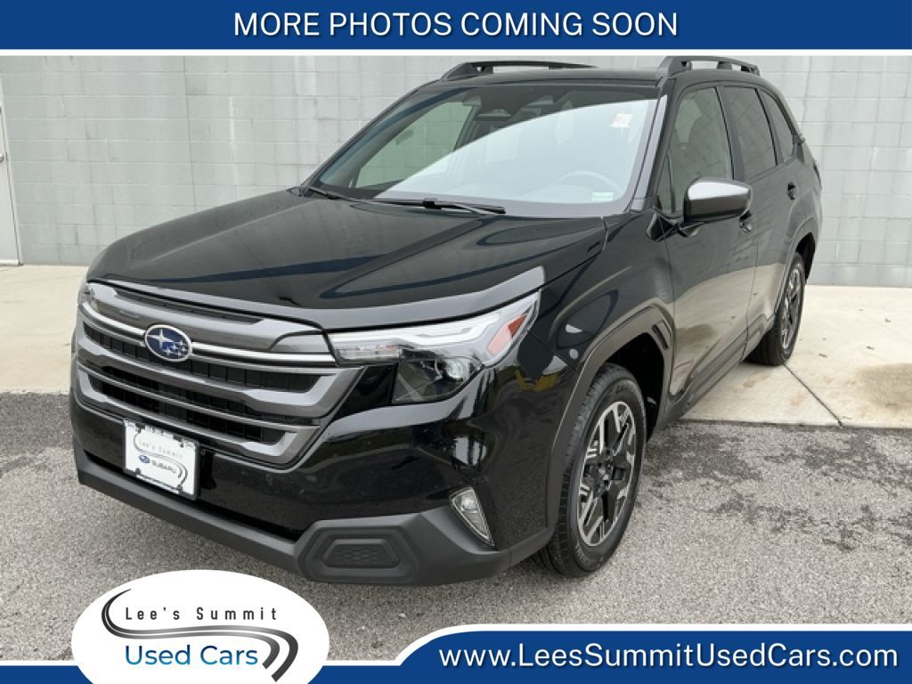 Crystal Black Silica 2025 Subaru Forester Premium Crossover AWD SUV / Crossover All-Wheel Drive Continuously Variable Transmission