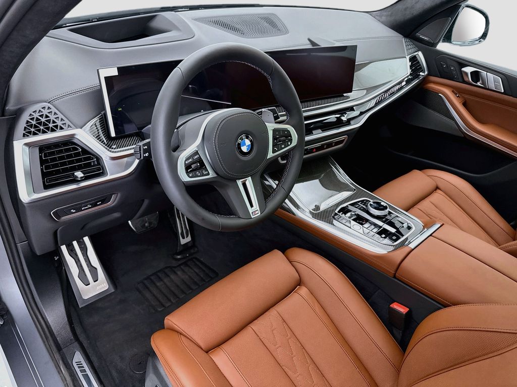 Thumbnail: 2027 BMW X7 - 9