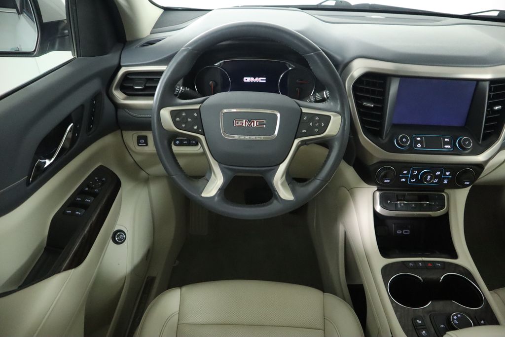 2021 GMC Acadia Denali 10
