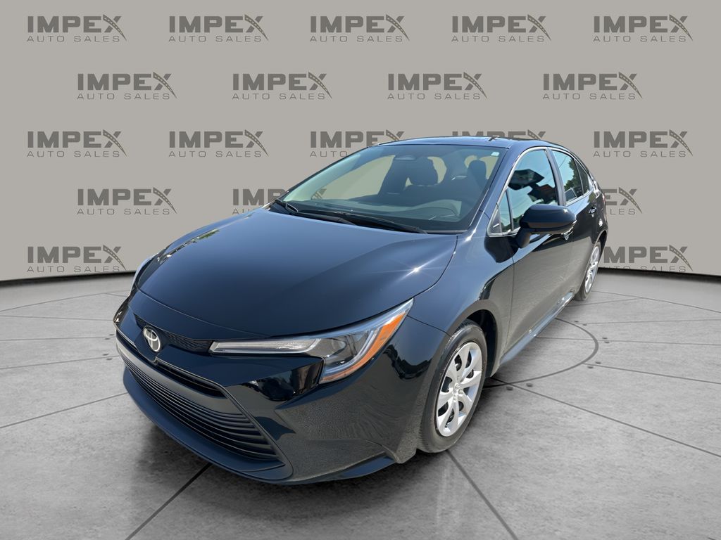 2025 Toyota Corolla LE CVT's photo