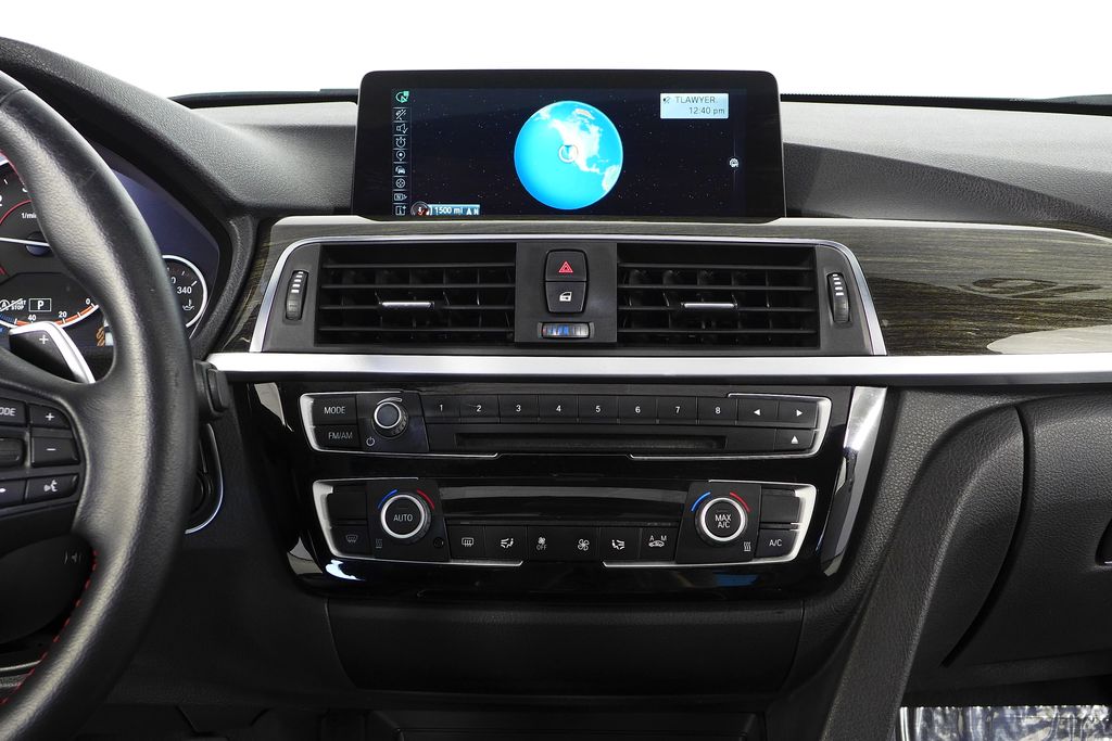 Thumbnail: 2016 BMW 3 Series - 26