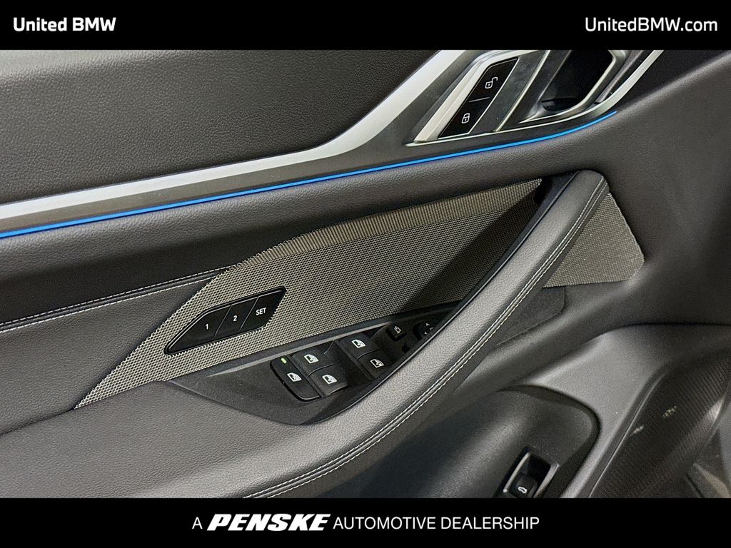 Thumbnail: 2025 BMW i4 - 3