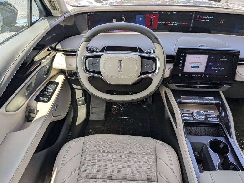2025 Lincoln Nautilus Hybrid Reserve