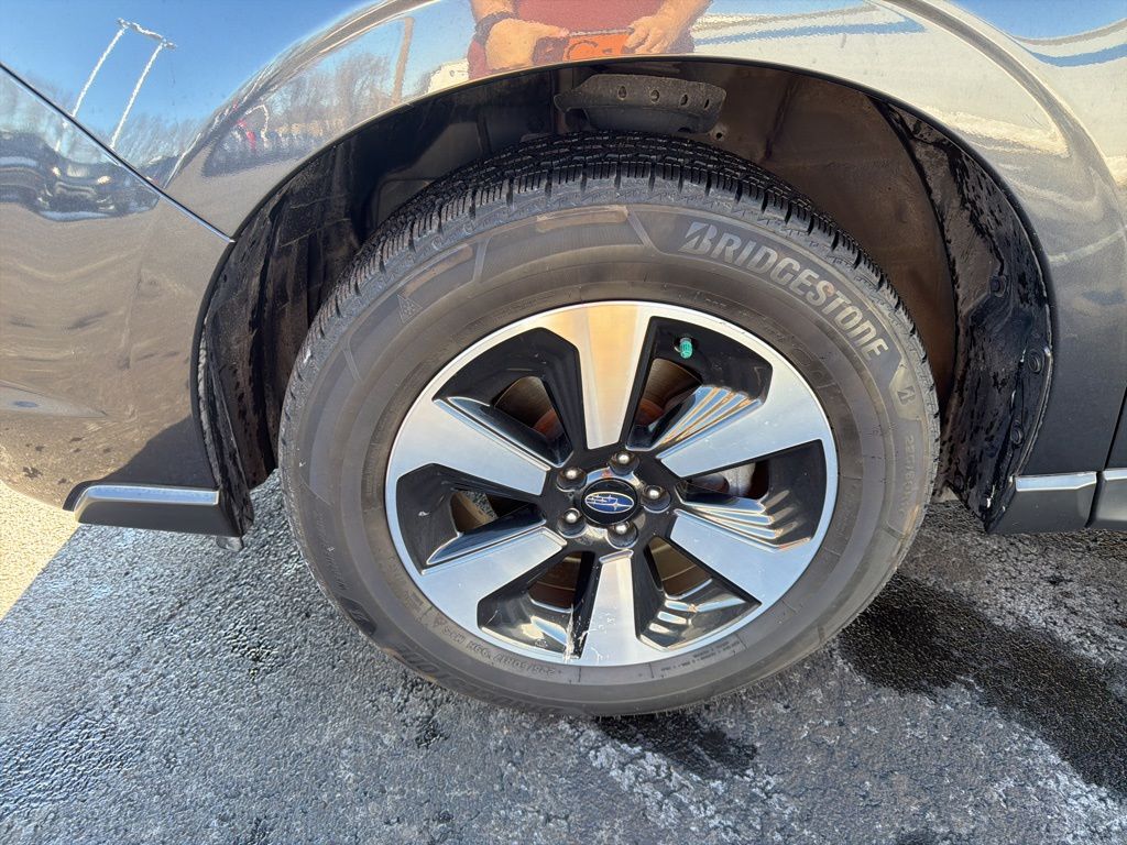 Thumbnail: 2018 Subaru Forester - 10