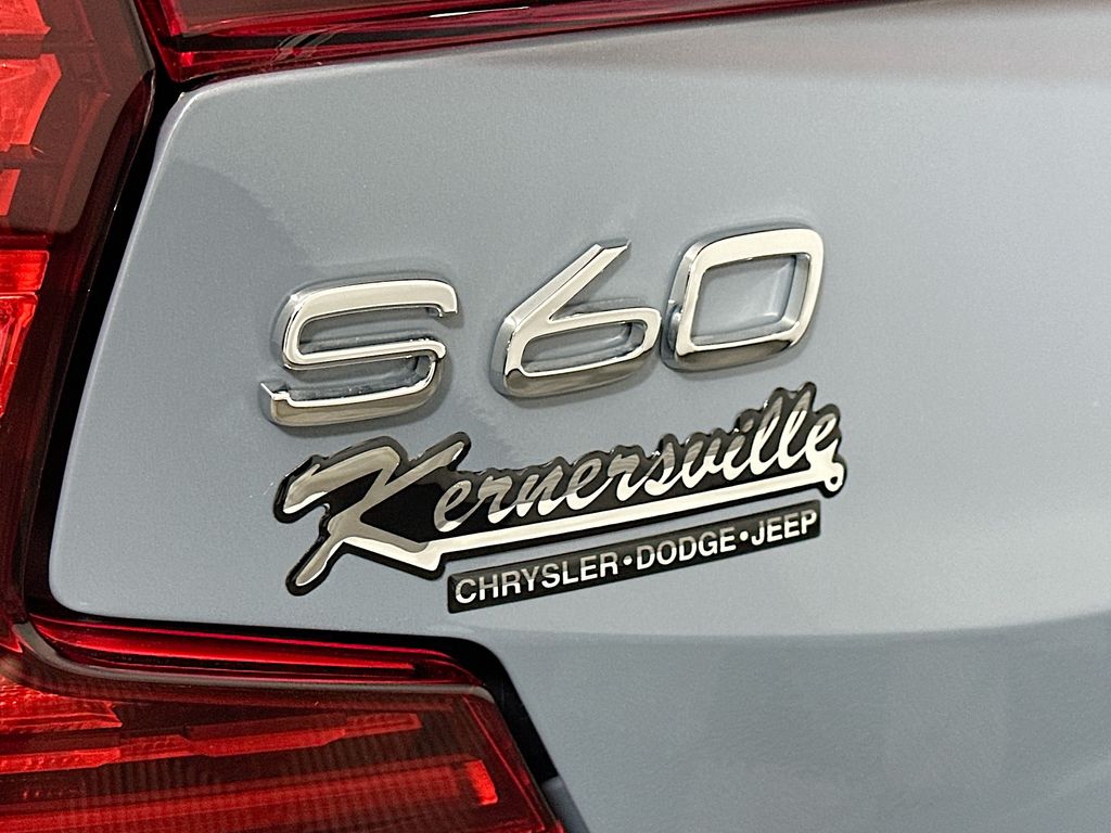 Used 2023 Blue Volvo Ultimate image 29